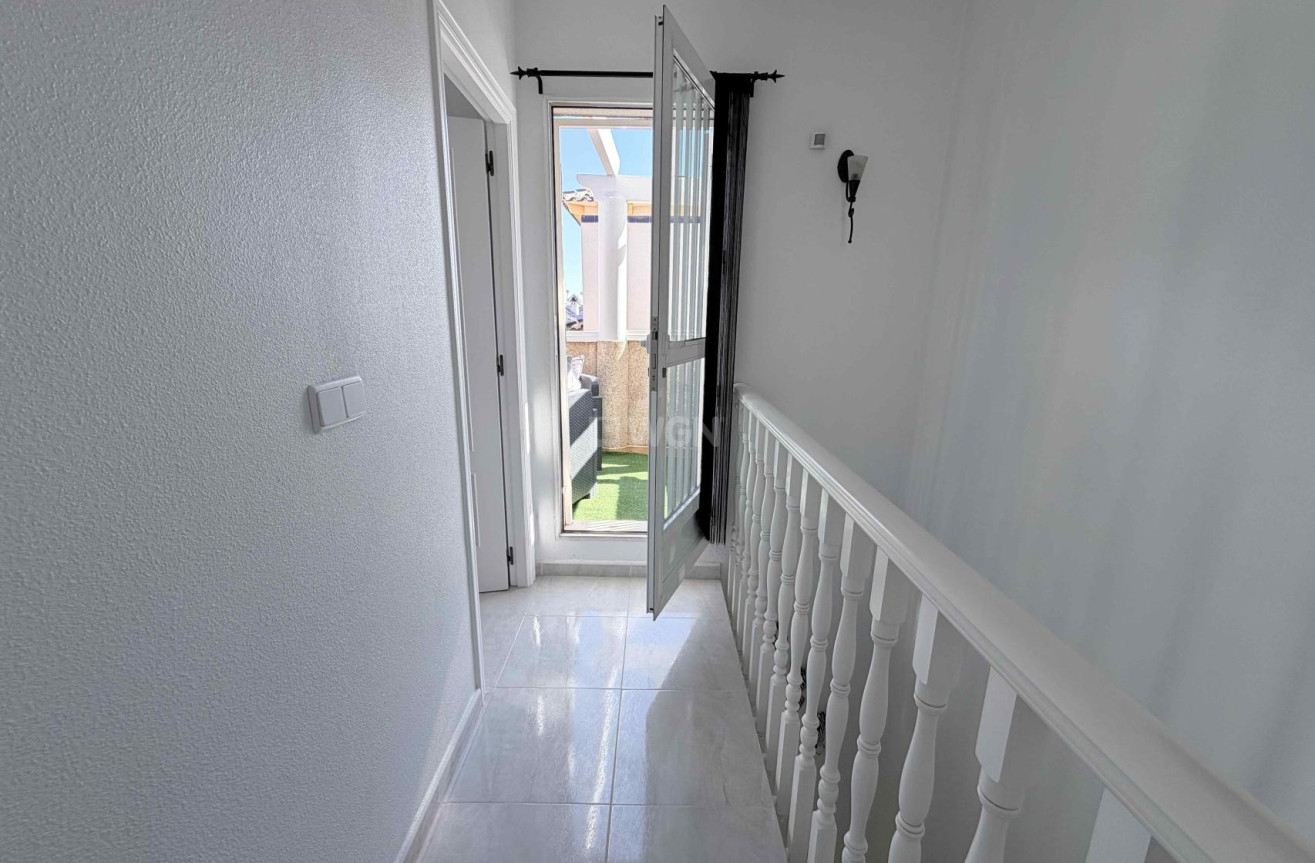 Odsprzedaż - Kamienica - Orihuela Costa - Costa Blanca