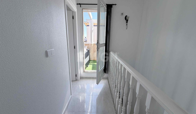 Odsprzedaż - Kamienica - Orihuela Costa - Costa Blanca