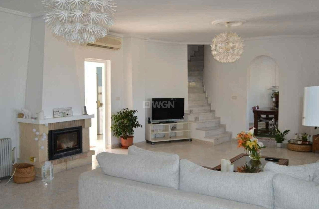 Odsprzedaż - Villa - Rojales - La Marquesa