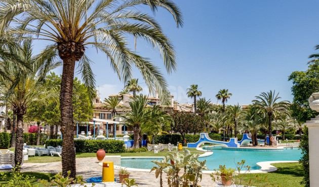 Resale - Apartment / flat - Torrevieja - Playa de los Locos