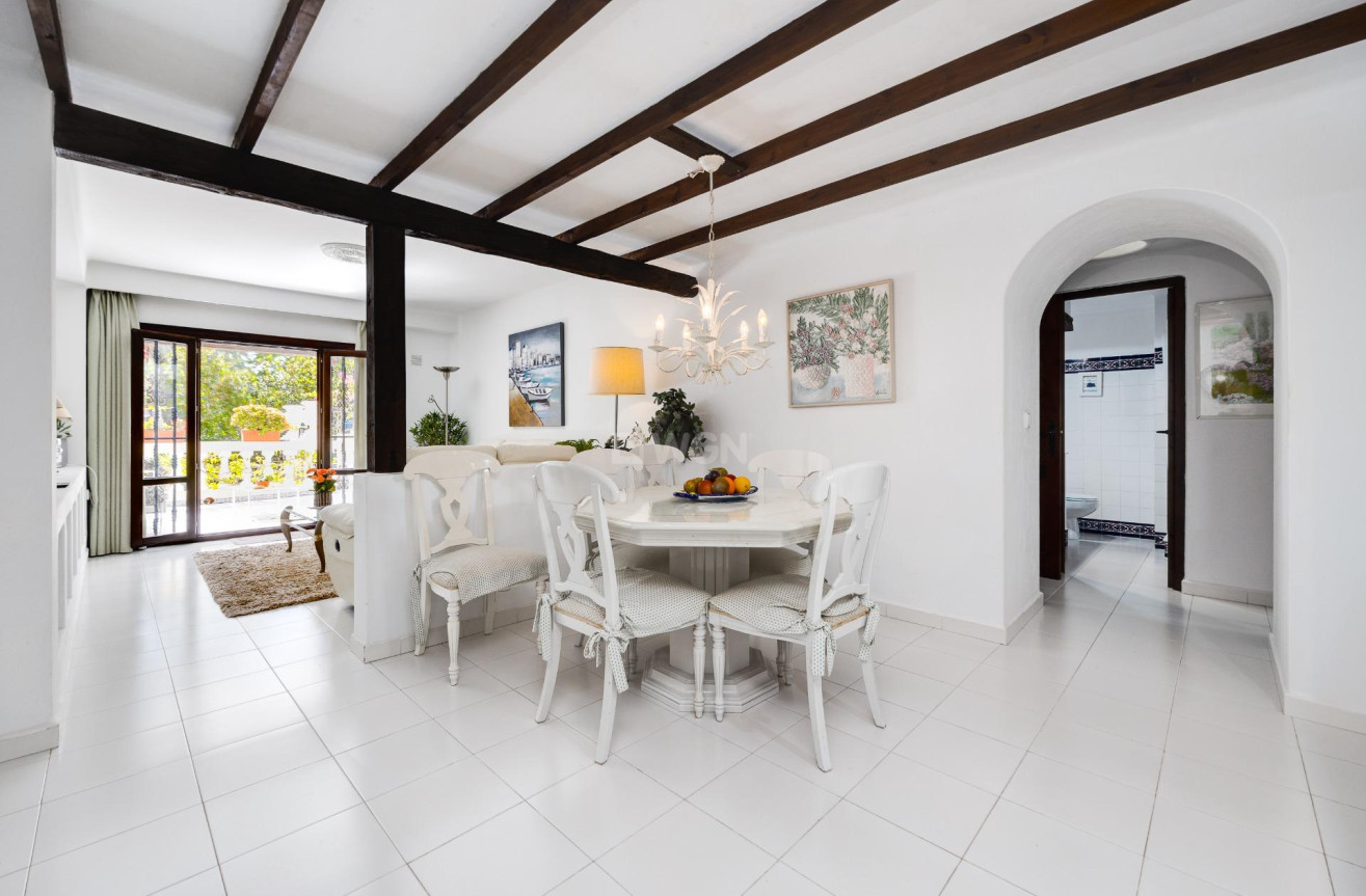 Resale - Apartment / flat - Torrevieja - Playa de los Locos