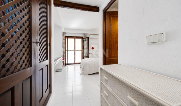 Resale - Apartment / flat - Torrevieja - Playa de los Locos