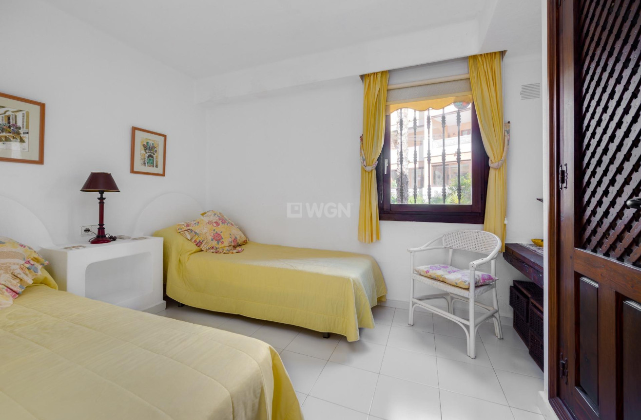 Resale - Apartment / flat - Torrevieja - Playa de los Locos