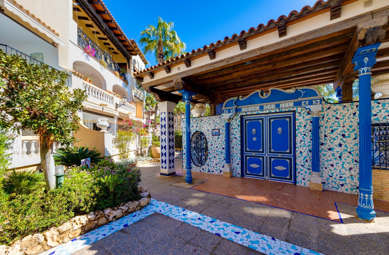 Resale - Apartment / flat - Torrevieja - Playa de los Locos