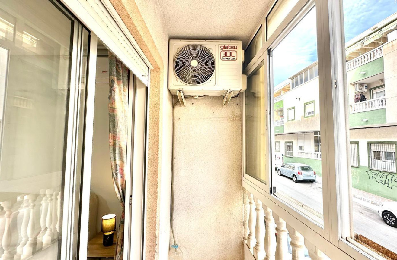 Resale - Apartment / flat - Torrevieja - Centro