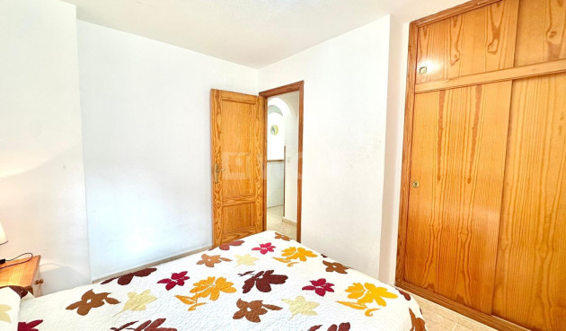 Resale - Apartment / flat - Torrevieja - Centro