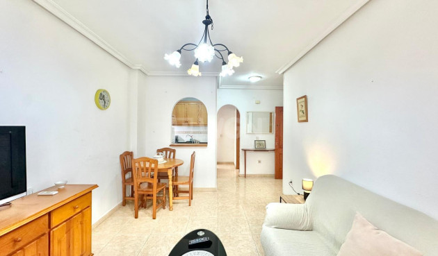 Resale - Apartment / flat - Torrevieja - Centro