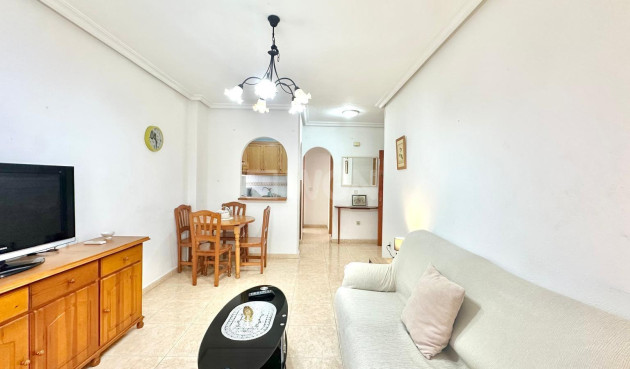 Resale - Apartment / flat - Torrevieja - Centro