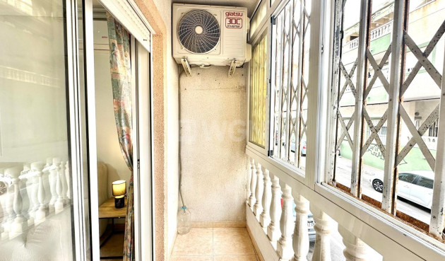 Resale - Apartment / flat - Torrevieja - Centro