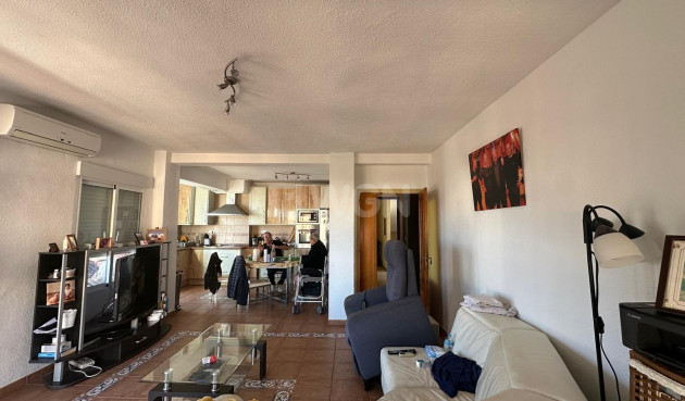 Odsprzedaż - Mieszkanie w bloku - Torrevieja - Estacion De Autobuses