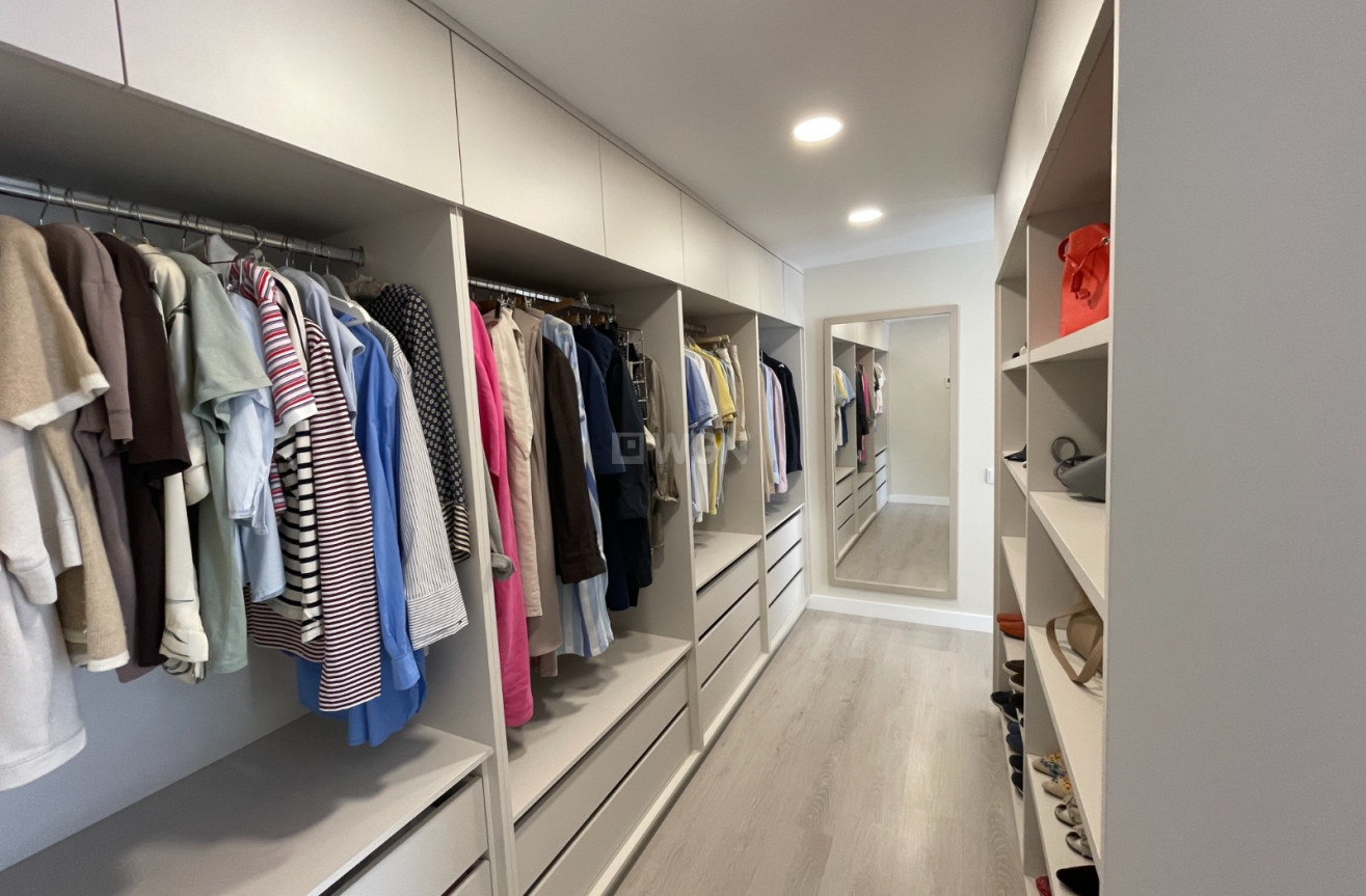 Odsprzedaż - Villa - Orihuela - Inland