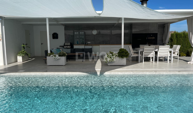 Odsprzedaż - Villa - Orihuela - Inland