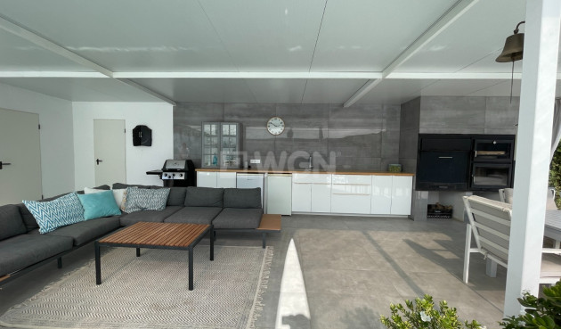 Odsprzedaż - Villa - Orihuela - Inland