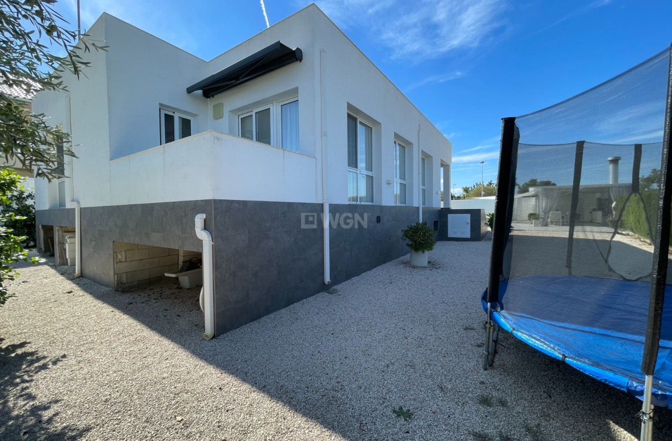 Odsprzedaż - Villa - Orihuela - Inland