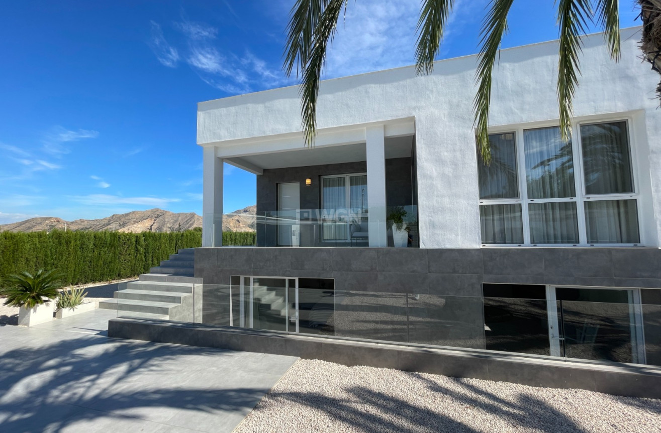 Odsprzedaż - Villa - Orihuela - Inland