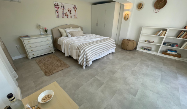 Odsprzedaż - Villa - Orihuela - Inland