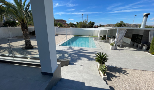 Odsprzedaż - Villa - Orihuela - Inland