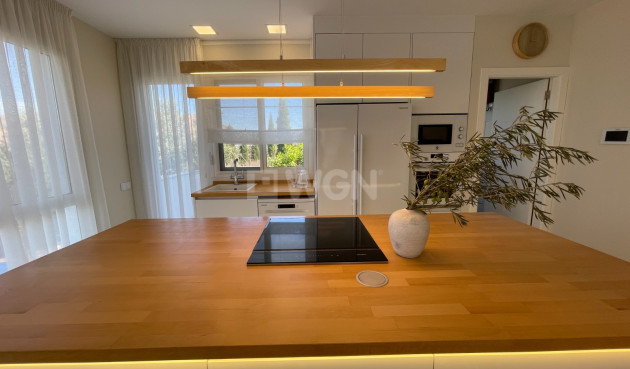 Odsprzedaż - Villa - Orihuela - Inland