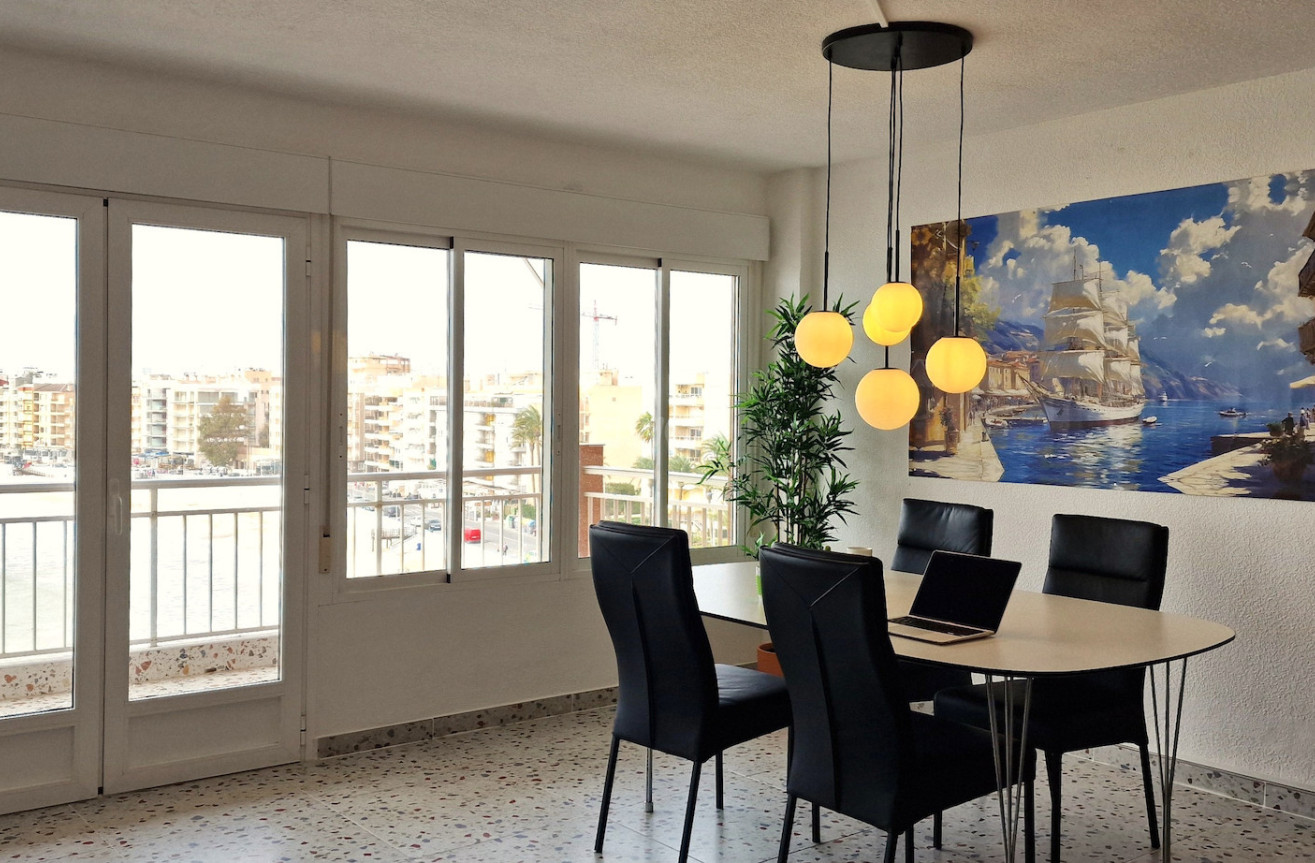 Odsprzedaż - Mieszkanie w bloku - Torrevieja - Costa Blanca