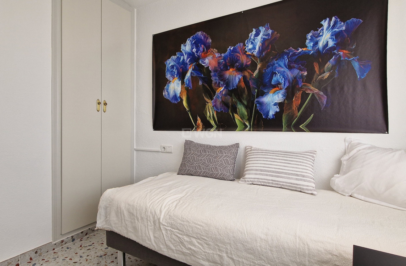 Odsprzedaż - Mieszkanie w bloku - Torrevieja - Costa Blanca