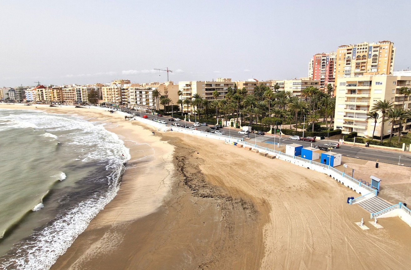 Odsprzedaż - Mieszkanie w bloku - Torrevieja - Costa Blanca