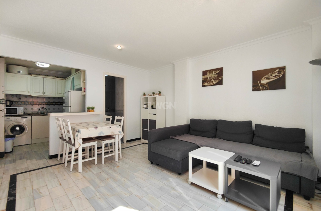 Odsprzedaż - Daszek - Torrevieja - Costa Blanca