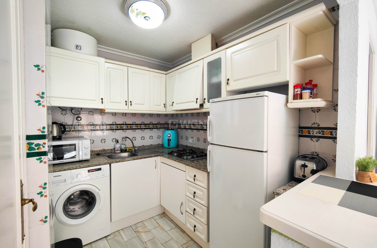 Odsprzedaż - Daszek - Torrevieja - Costa Blanca