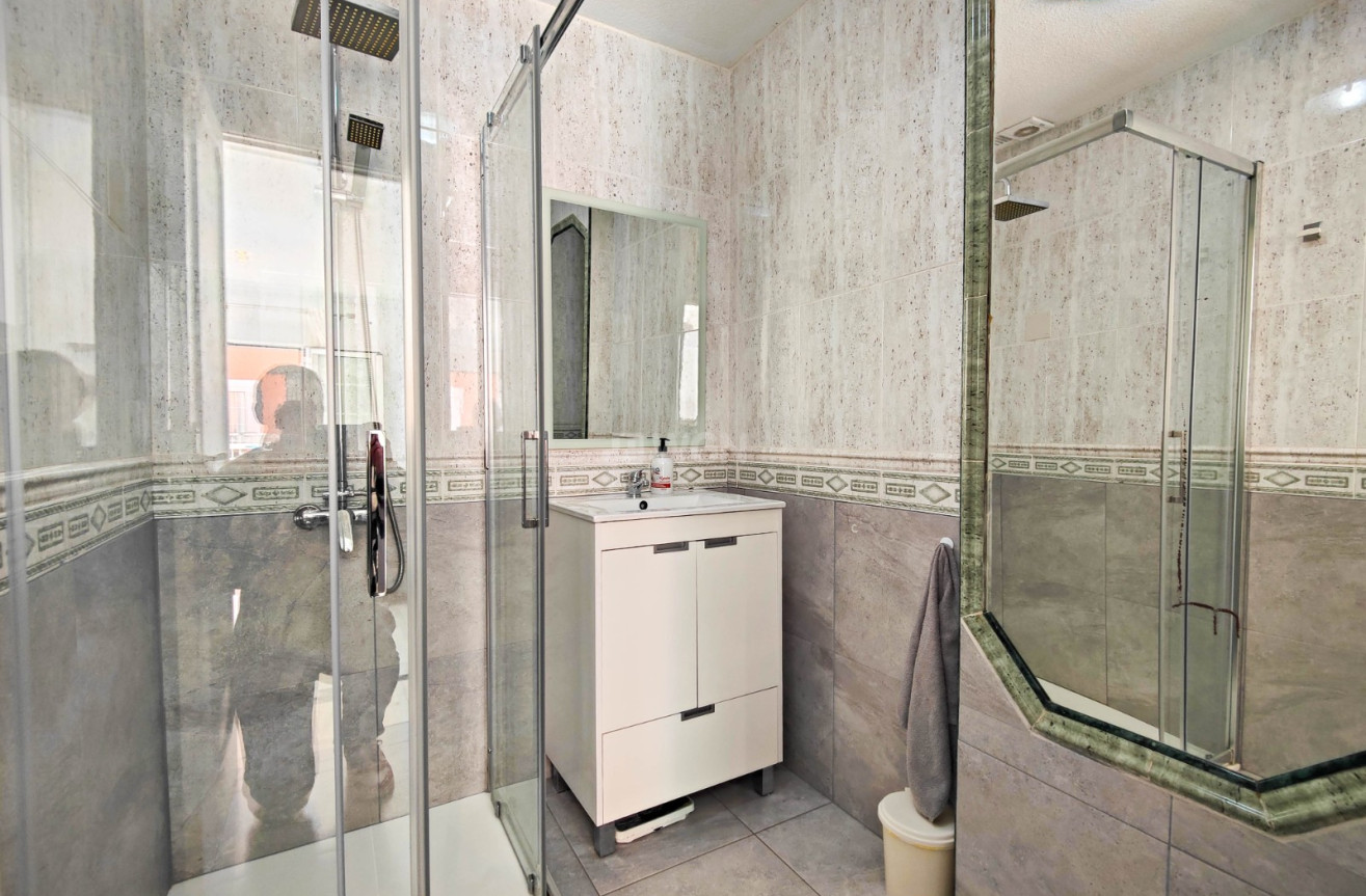 Odsprzedaż - Daszek - Torrevieja - Costa Blanca