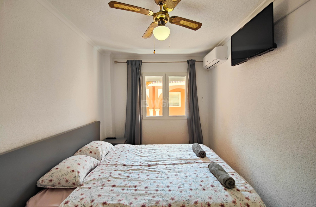 Odsprzedaż - Daszek - Torrevieja - Costa Blanca