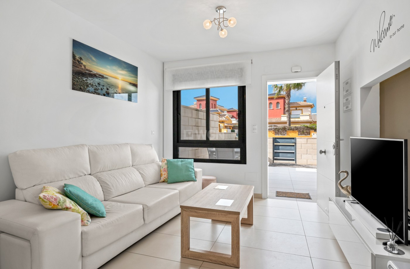 Odsprzedaż - Mieszkanie w bloku - Orihuela Costa - Costa Blanca