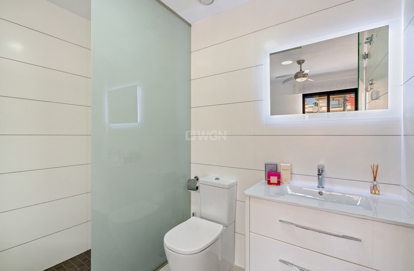 Odsprzedaż - Mieszkanie w bloku - Orihuela Costa - Costa Blanca