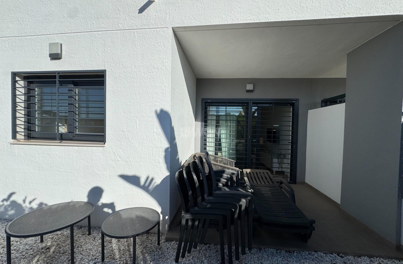 Odsprzedaż - Mieszkanie w bloku - Pilar de la Horadada - Riomar