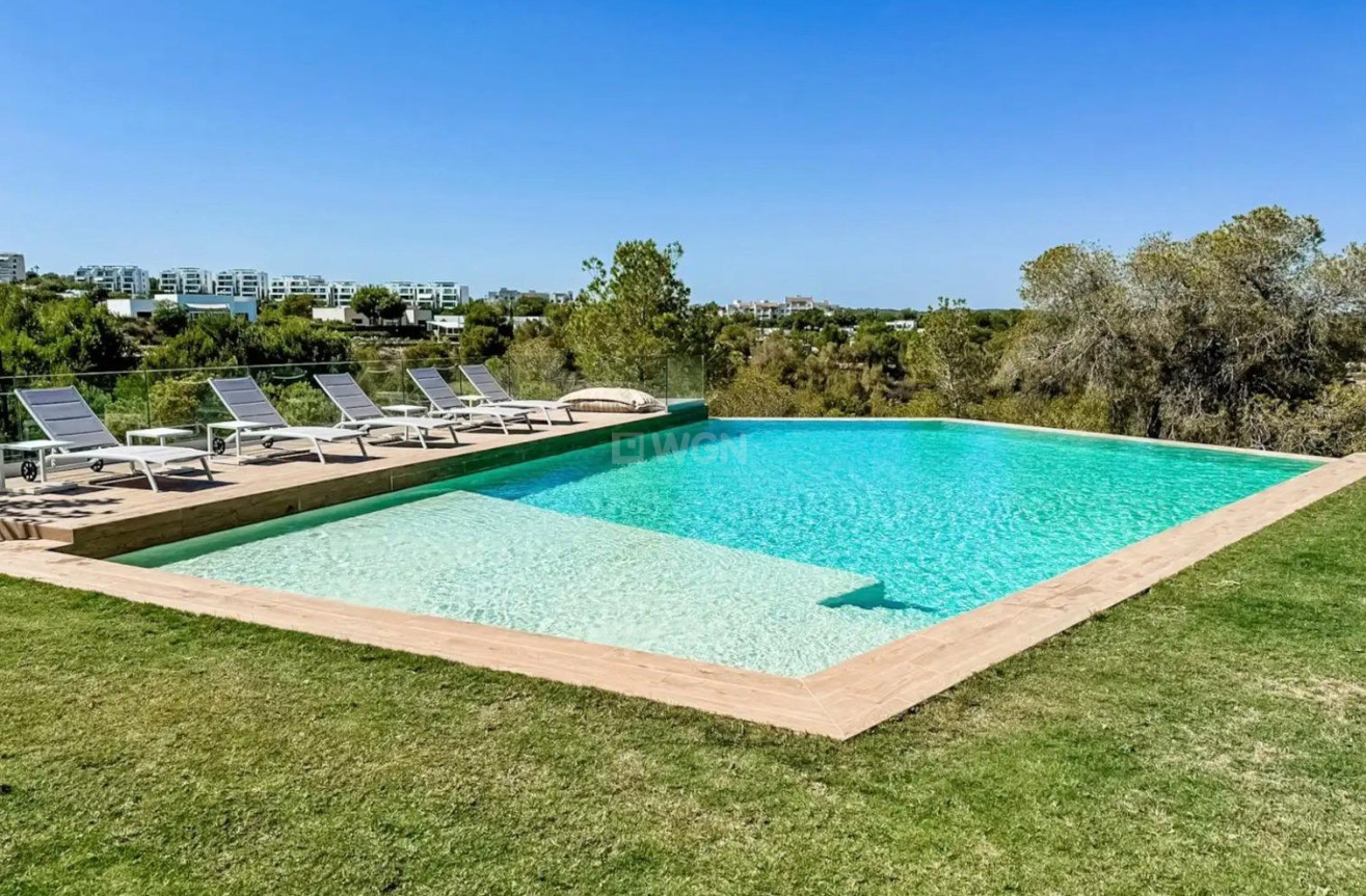 Resale - Apartment / flat - Orihuela - Las Colinas Golf