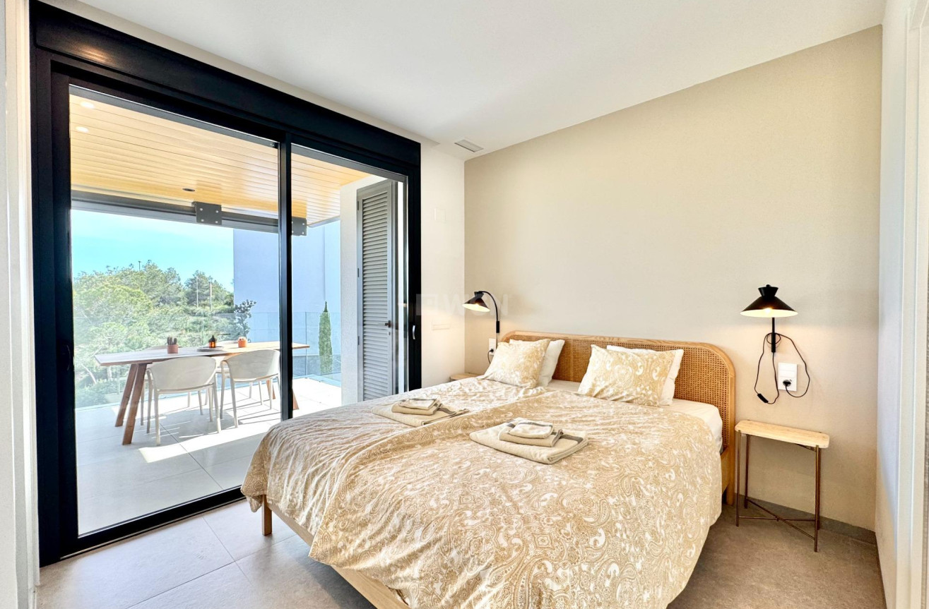 Resale - Apartment / flat - Orihuela - Las Colinas Golf