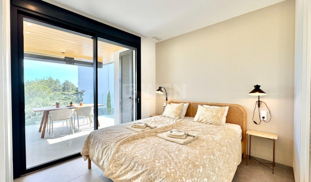 Resale - Apartment / flat - Orihuela - Las Colinas Golf