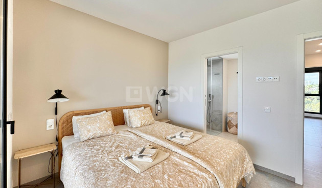 Resale - Apartment / flat - Orihuela - Las Colinas Golf