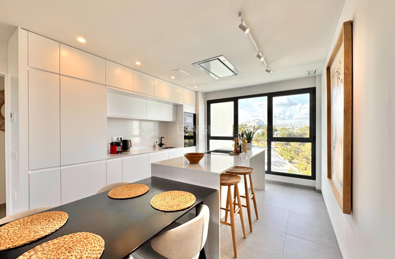 Resale - Apartment / flat - Orihuela - Las Colinas Golf