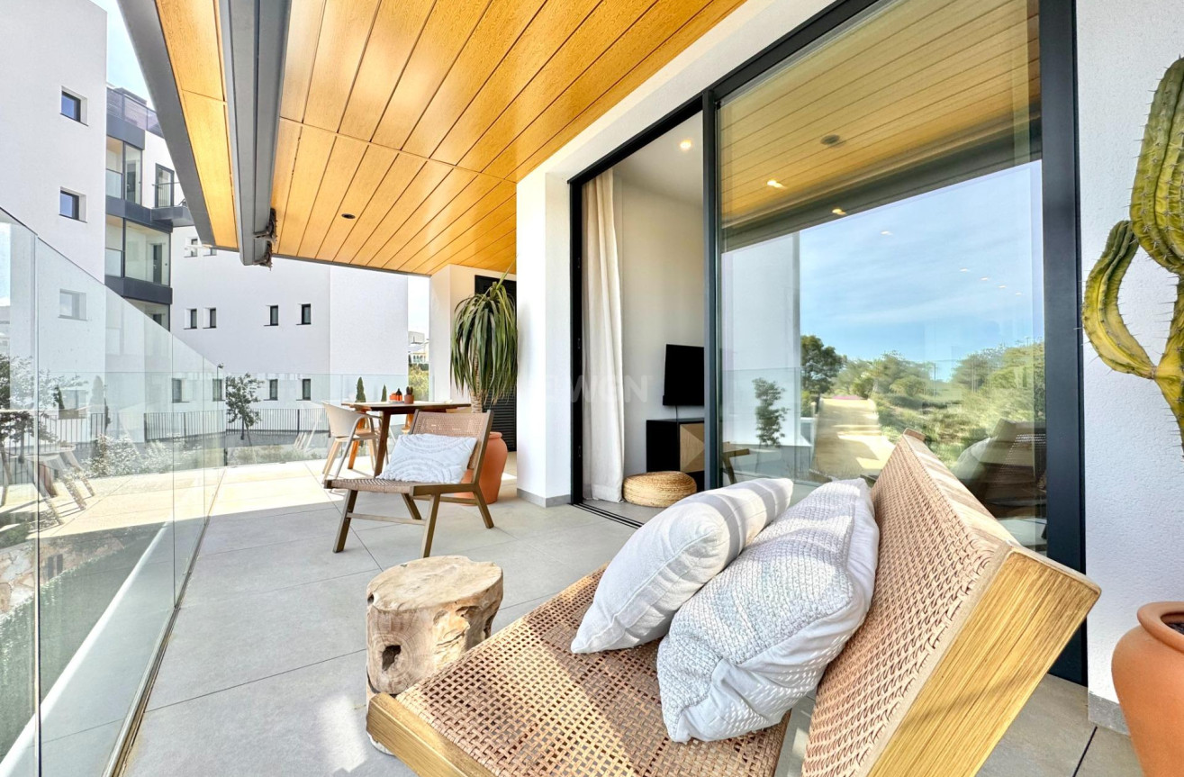 Resale - Apartment / flat - Orihuela - Las Colinas Golf