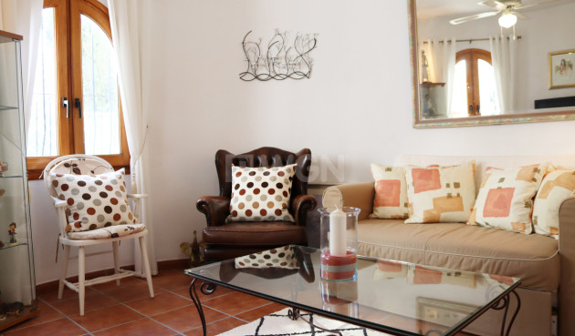 Odsprzedaż - Villa - Benigembla - Inland