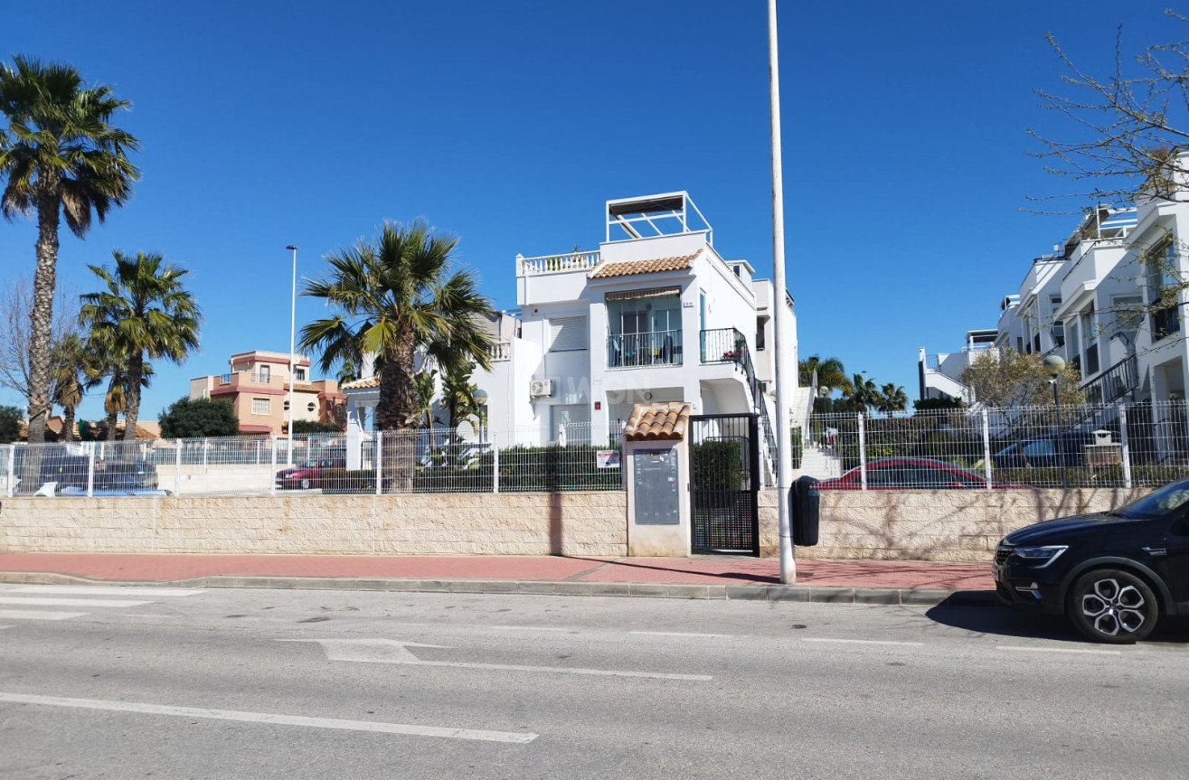 Odsprzedaż - Bungalow - Torrevieja - Costa Blanca