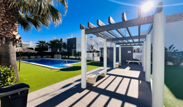 Odsprzedaż - Bungalow - Torrevieja - Costa Blanca