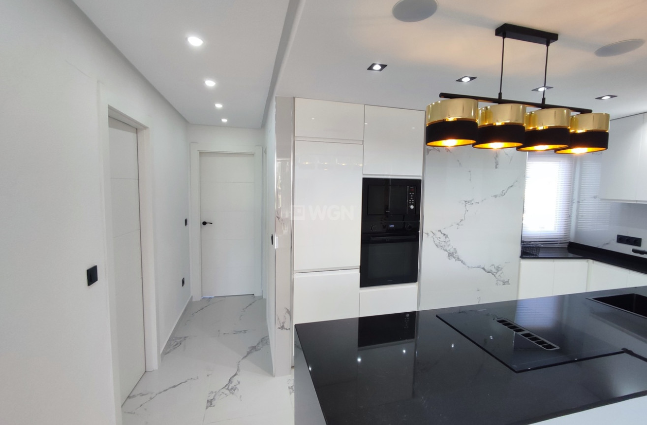 Odsprzedaż - Mieszkanie w bloku - Hacienda Riquelme Golf Resort - Inland