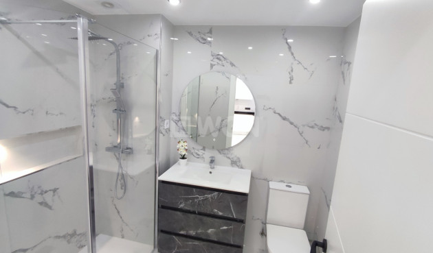 Odsprzedaż - Mieszkanie w bloku - Hacienda Riquelme Golf Resort - Inland