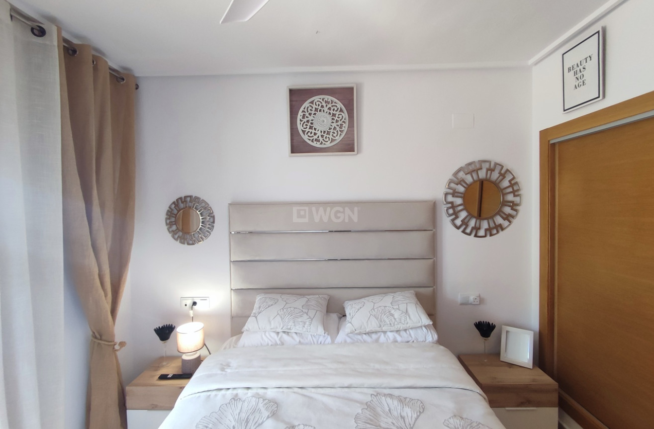 Odsprzedaż - Mieszkanie w bloku - Hacienda Riquelme Golf Resort - Inland