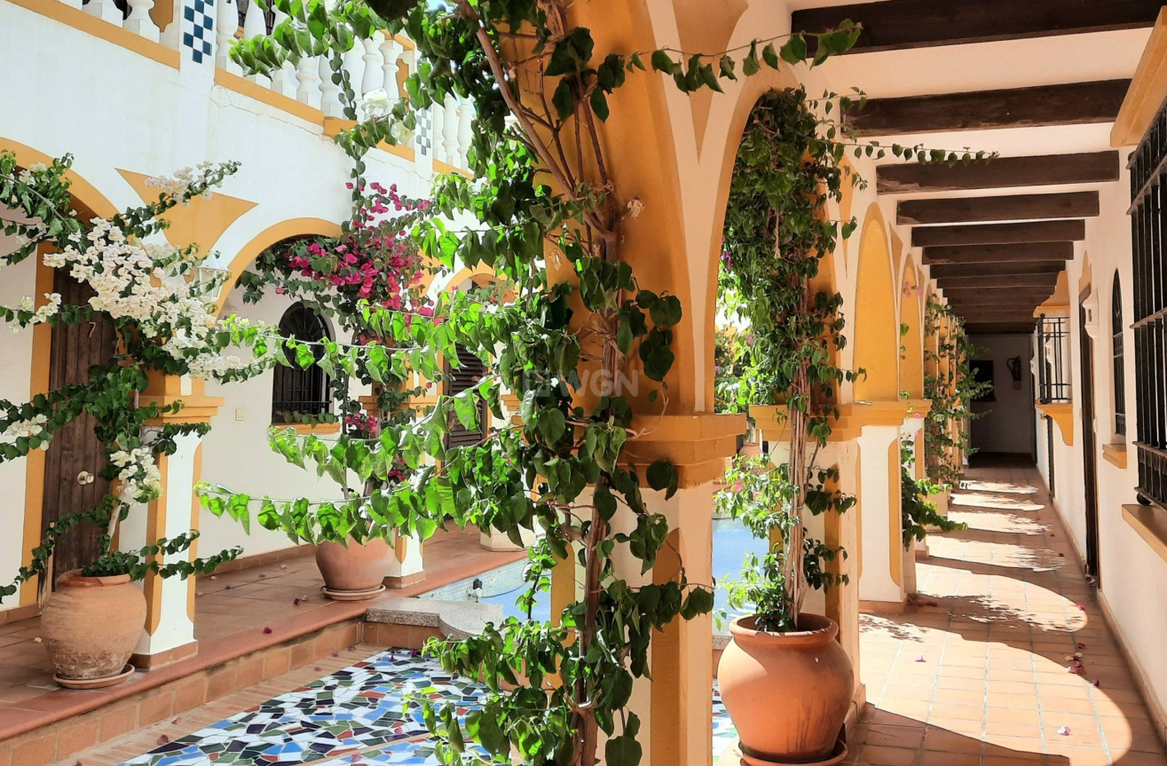 Odsprzedaż - Bungalow - Torrevieja - La Mata