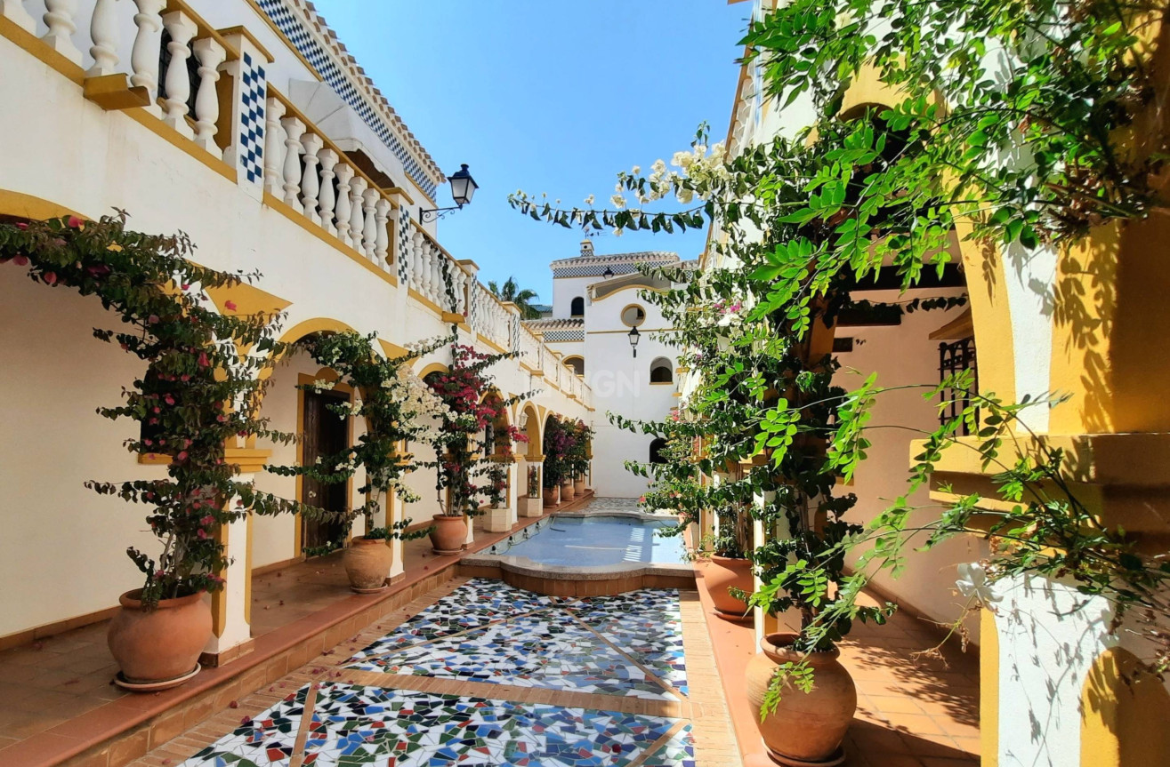 Odsprzedaż - Bungalow - Torrevieja - La Mata