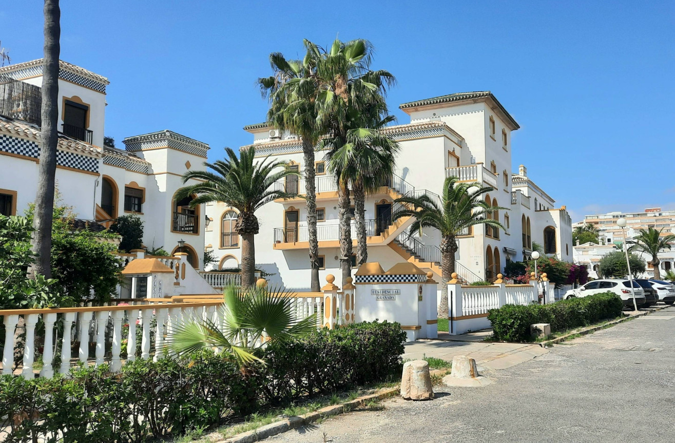 Odsprzedaż - Bungalow - Torrevieja - La Mata