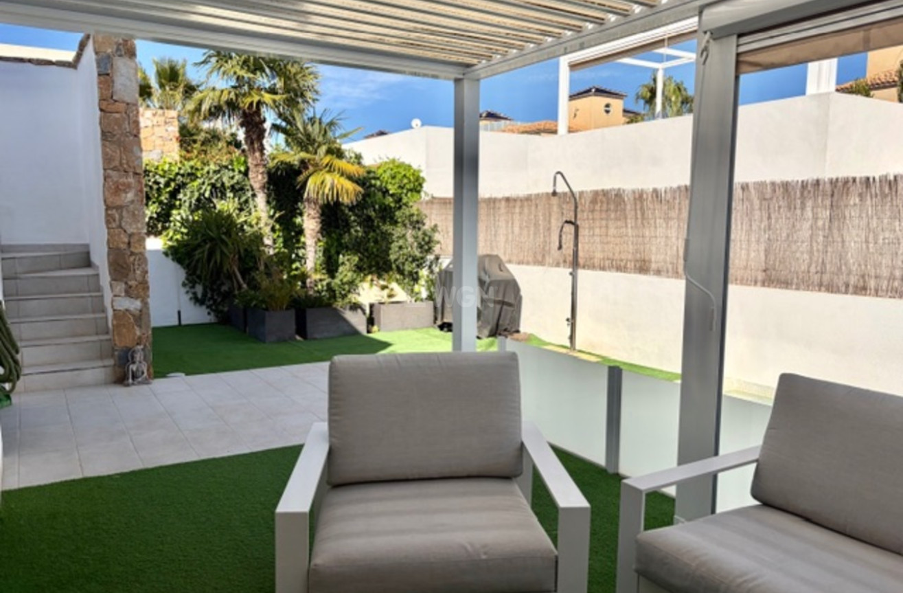 Odsprzedaż - Villa - Cabo Roig - Costa Blanca