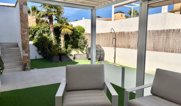 Odsprzedaż - Villa - Cabo Roig - Costa Blanca