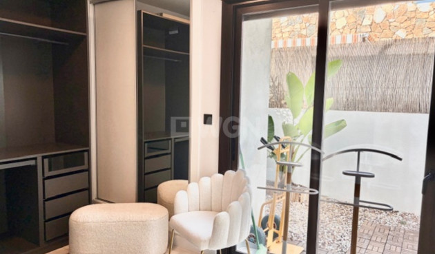 Odsprzedaż - Villa - Cabo Roig - Costa Blanca